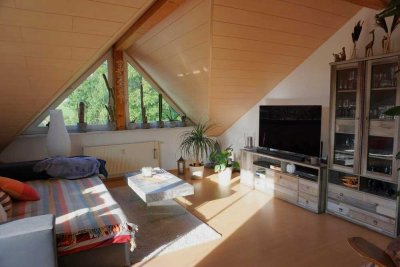 Sehr gepflegte und helle 2-Zi.-Wohnung mit Balkon in Wittlensweiler