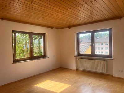 Ansprechende 4-Zimmer-Wohnung in Schwandorf