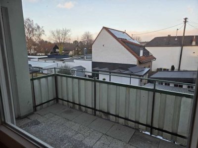 Helle 3-Zimmer-Wohnung mit Balkon im 1. OG in Troisdorf