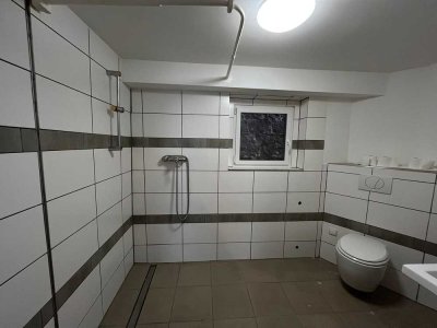 Erstbezug nach Rundum-Renovierung – genießen Sie Ihren Balkon mit Ausblick!
