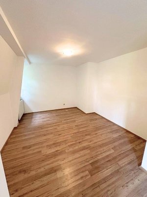STEYR. Erstbezug! Moderne Wohnung mit Einbauküche, Parkplatz &amp; Zentralheizung!