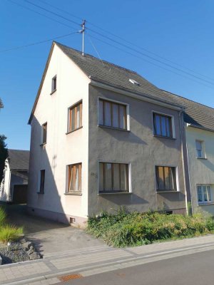 Einfamilienhaus mit Potenzial in zentraler Lage von Ochtendung