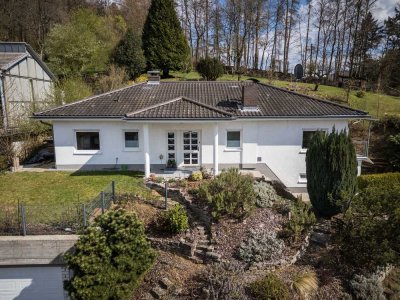 ** RESERVIERT ** Stilvolles Einfamilienhaus in exponierter Wohnlage von Gorxheimertal