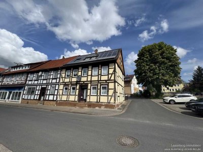 Fachwerk trifft Kapitalanlage - Zweifamilienhaus in Uslar