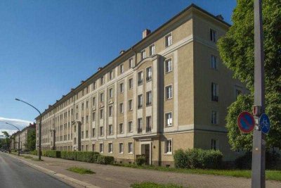 Kleine 2-RWE mit Top-Verkehrsanbindung zur City!