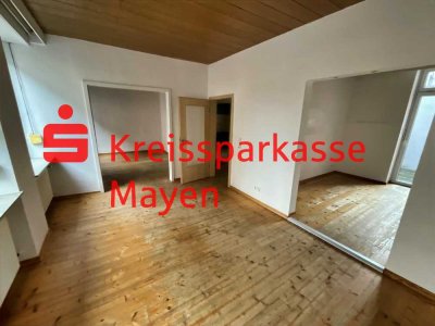 Wohnen im Stadtzentrum. Maisonette-ETW mit Terrasse und Dachboden.
