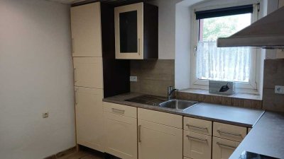 650 € - 105 m² - 4.0 Zi.