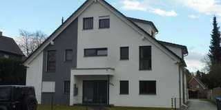 Moderne und hochwertige 3-Zimmer Erdgeschosswohnung mit Einbauküche und großer Terrasse