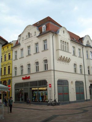 Lichtdurchflutete 3-Zimmer Wohnung im Denkmal