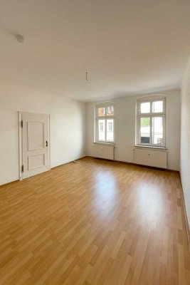Helle und zentrale 2-Zimmer-Wohnung inkl. Küche