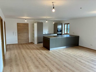 2 Zimmer Wohnung mit Terrasse