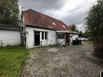 LÄNDLICHE OASE MIT VIELFÄLTIGER NUTZUNGSMÖGLICHKEIT