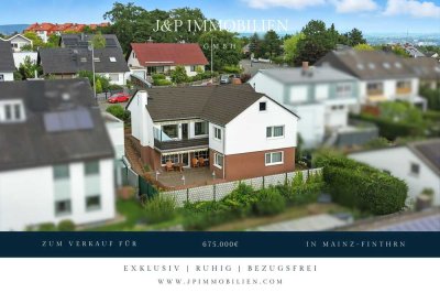 Wohnen auf einer Etage! EFH mit super Aussicht + Souterraineinheit & Ausbaureserve in Finthen