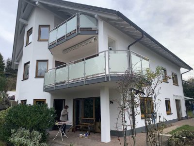 Freundliche und gepflegte 4-Raum-DG-Wohnung mit Balkon in DS-Aasen