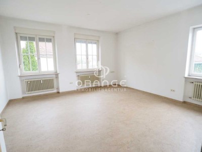 *** Zentrales Sanierungsobjekt in Obermarchtal * 
           * 5-Parteienhaus mit Perspektive ***