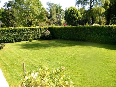 Helle und teilmöbelierte 2-Zimmer Wohnung mit großem Garten in Wpt Heckinghausen
