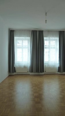 PRIVAT ATZGERSDORF SUPER Zweit-Wohnung / PENDLER-HIT - gut angelegt sonnig - Busse und Nahversorgung zu Fuss erreichbar