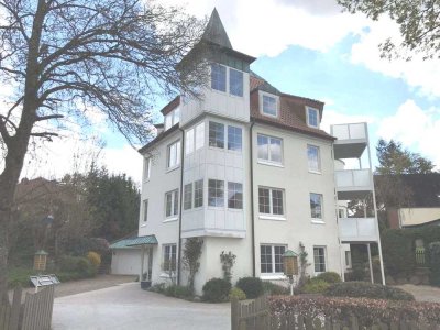 3-Zi.-Komfortwohnung mit Balkon + Seeblick + Lift, Bad Malente-Diekseenähe