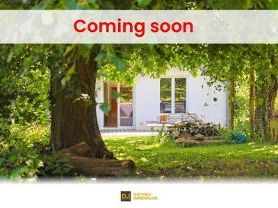 Liebevoll geplant und gebaut (2007): Gemütliches Einfamilienhaus mit idyllischem und großem Garten