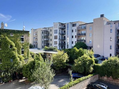 Niedliche 1-Raum-Wohnung mit grüner Aussicht - Mitten im Paulusviertel