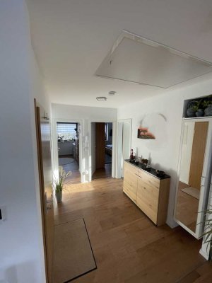 Lichtdurchflutete 3-Zimmer-Wohnung in Friedberg – moderne Ausstattung + Stellplatz + Dachspeicher