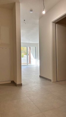 Neubau 2-Zimmer Wohnung mit südwest Terasse, EBK, Aufzug in Pfaffenhofen
