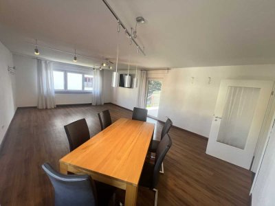 Moderne und hochwertig ausgestattete Immobilie mit möglicher Einliegerwohnung – sofort bezugsbereit!