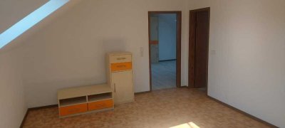 Stilvolle, sanierte 3-Zimmer-Wohnung mit Balkon und Einbauküche in Wendlingen am Neckar