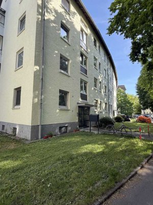 PROVISISONSFREI! TOP 2 ZKB möbliert Nähe Frankfurt Zeil