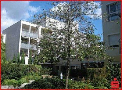 2-Zimmer-Seniorenwohnung mit Balkon im repräsentativen Lilienpalais
