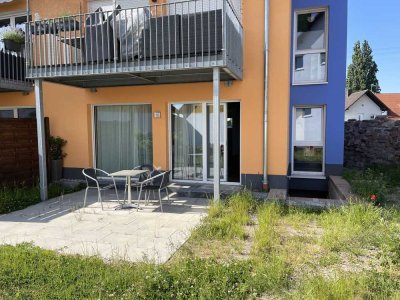 Grosse sonnige 1- 2-Raum-Wohnung Erdgeschoss. Auch als Büro nutzbar. Separater  EINGANG in Kandel