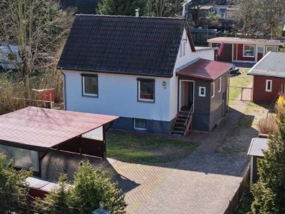 Kleines EFH mit viel Nebengelass und Garten