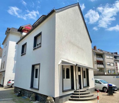 EIN GANZES HAUS MITTEN IN DER STADT
