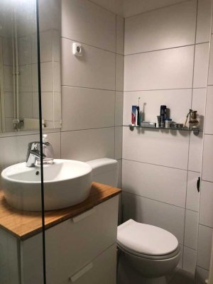 Exklusive, neuwertige 1-Zimmer-Erdgeschosswohnung mit Einbauküche in Hannover