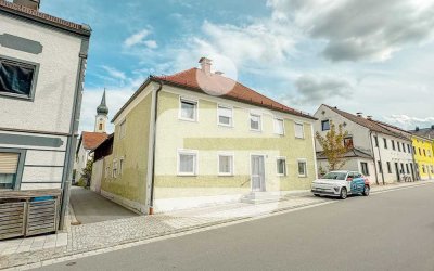 Platz für Ihre Ideen: Haus mit Nebengebäuden, Garage & großem Garten in Vilshofen-Pleinting!