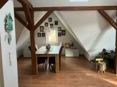 Charmante Maisonette-Wohnung im stilvollen Altbau mitten in Söflingen