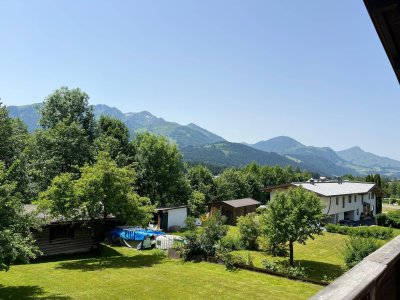 ca. 1.192 m² großes Traumgrundstück mit Teilsaniertem Bestand in einzigartiger Aussichtslage