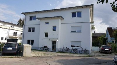 Sonnige 2,5-Zimmer-Wohnung mit Balkon am Ortsrand von Eching-Dietersheim
