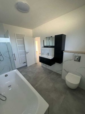 Moderne helle 4-Zi-Whg 120 m? ab sofort in Cham
