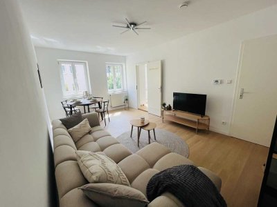 Top Lage! Hochwertig möblierte 2-Zimmer Wohnung