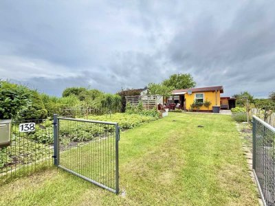 Gemütlicher Wochenendbungalow mit Außendusche und Vollausstattung in Oranienburg