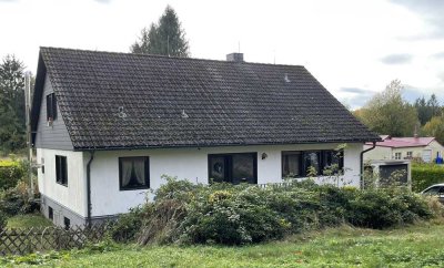 Schönes Wohnhaus in super Lage mit Doppelgarage und Kamin sowie Photovoltaikanlage