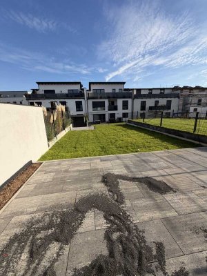 NEUBAU Doppelhaushälfte - Optimal für Arbeiten & Wohnen unter einem Dach (Erstbezug)