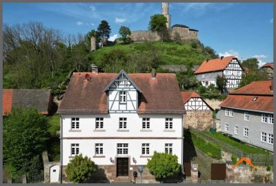 Idyllisches Juwel mit Burgblick