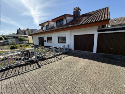 1-2 Familienhaus in Sandhausen mit Garten und 2 Garagen