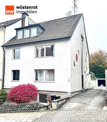 Eine Seltenheit in bester Lage- MFH m. Garten und 3 Garagen - für Kapitalanleger oder Selbstnutzer