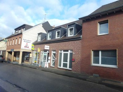 Gepflegte 2 Zimmer-Wohnung mit Balkon und Garage