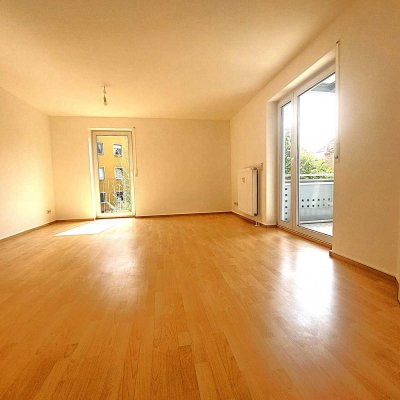 3 Zi. ETW, Zentrums- und Uninähe, kleine und ruhige Wohnanlage, Bad mit Fenster, bezugsfrei