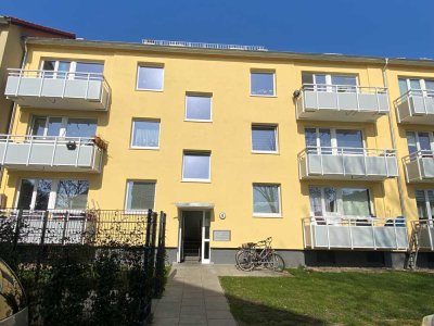 Renovierte Erdgeschosswohnung mit Duschbad