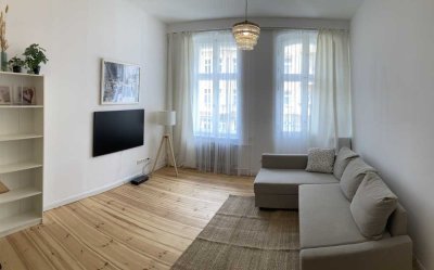 Möblierte Altbauwohnung mit Balkon und Dielenboden am Siemensdamm
